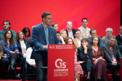 S&aacute;nchez anuncia que el SMI subir&aacute; "todos los a&ntilde;os" mientras el PSOE est&eacute; al frente del Gobierno