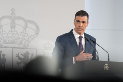 S&aacute;nchez aprovecha el apag&oacute;n para criticar a los que quieren energ&iacute;a nuclear, y Francia, tiene nucleares  a pocos kil&oacute;metros de Espa&ntilde;a y les llama ignorantes 