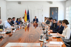 Sánchez asegura que los hospitales de todo el país han funcionado sin incidencias por el apagón