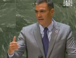 S&aacute;nchez clama en la ONU que est&aacute; "volcado" en La Palma