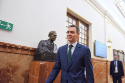 S&aacute;nchez de esc&aacute;ndalo en esc&aacute;ndalo y tiro porque me toca