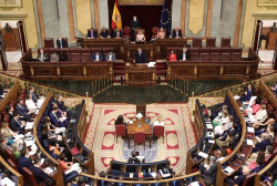 S&aacute;nchez defiende el apoyo militar a Ucrania frente a sus socios comunistas 