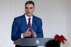S&aacute;nchez dice estar "encantado" de que la UE medie para el CGPJ como pide el PP y le da igual si es Reynders o Jourova
