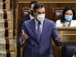 S&aacute;nchez dice seguir los pasos de Francia y Alemania y no aclara si tiene garant&iacute;as sobre Ceuta y Melilla