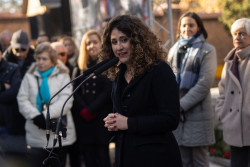S&aacute;nchez excluye  a Catalu&ntilde;a y Euskadi del reparto de migrantes 