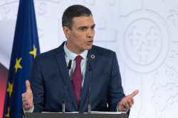 S&aacute;nchez felicita el a&ntilde;o nuevo y desea un 2025 y sube todos los impuestos , necesita dinero
