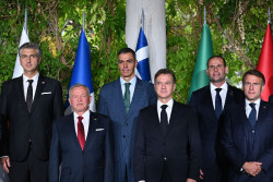 S&aacute;nchez llama "tontos" a los socios europeos de la OTAN diciendo que  el gasto contra el cambio clim&aacute;tico es inversi&oacute;n en  defensa 