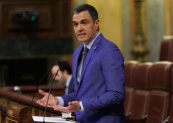 S&aacute;nchez llega al debate con un gui&oacute;n de insultos