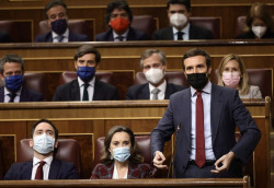 S&aacute;nchez ofrece dejar gobernar al PP si rompen con VOX en Espa&ntilde;a y Casado es incapaz de ofrecerle dejar a PSOE gobernar si rompe con el comunismo