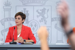 Sanchez por boca de una ministra desautoriza al presidente de Castilla la Mancha Page y repite que Feij&oacute;o es insolvente, act&uacute;a de mala fe y no tiene arreglo