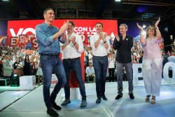 S&aacute;nchez quiere darse "el gustazo" de ganar a Feij&oacute;o y Abascal