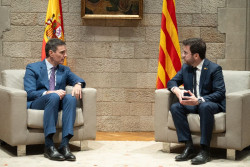 S&aacute;nchez responde a Aragon&eacute;s que no habr&aacute;  refer&eacute;ndum, luego habr&aacute; refer&eacute;ndum como indultos y amnist&iacute;as ylo que pidan