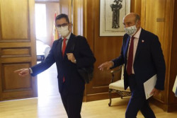 S&aacute;nchez se baja los pantalones y manda a Barcelona a su valido Bola&ntilde;os a pedir perd&oacute;n 