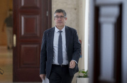 Sanchez tiene un l&iacute;o de gobierno gracias a Puigdemont procede elecciones