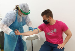  Sanidad advierte de que los test en centros privados no son fiables