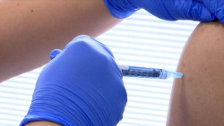  Sanidad apunta que Espa&ntilde;a tendr&aacute; "pr&oacute;ximamente" dosis de la vacuna de Novavax contra la COVID-19