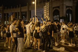 Sanidad notifica 5.039 casos y 69 muertes por COVID-19,