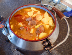 Santander celebra hoy la tercera jornada campurriana, con un mercado, ollas y juegos