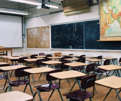 Santander destina 15.000 euros a becas de 500 para los alumnos más brillantes de la ciudad