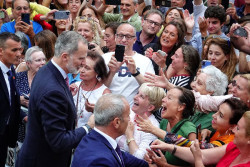 Santander recibe al Rey con vivas y a Marlaska con gritos de "dimisión"