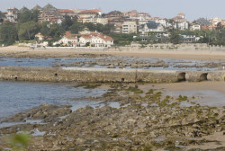 Santander vuelve a exigir los rellenos de las playas y a denunciar el "maltrato" del Gobierno de Sánchez