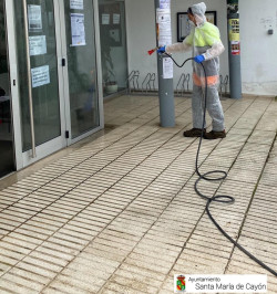 Se desinfectan las &aacute;reas de mayor tr&aacute;nsito del municipio