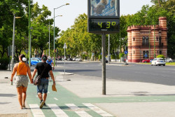 Seis CCAA estar&aacute;n este domingo en aviso rojo por altas temperaturas, de 45&ordm;C en Murcia y 44&ordm;C en Sevilla y C&oacute;rdoba