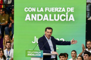 $posts[$i]->TITULO