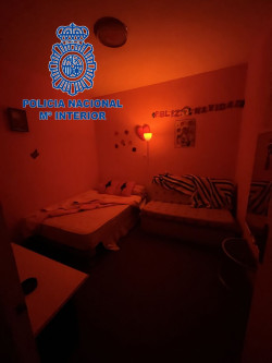 Siete detenidos en Barcelona y Sabadell (Barcelona) como presuntos responsables de 9 prost&iacute;bulos