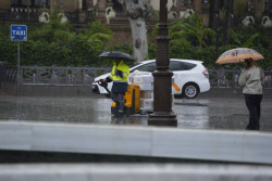 Sigue la inestabilidad este lunes con fuertes lluvias en el nordeste peninsular, litoral atl&aacute;ntico gallego y Baleares