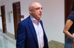 Simancas pide que los medios reconozcan abiertamente por qu&eacute; partido apuestan y los poderes econ&oacute;micos que los sustentan