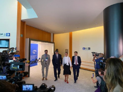 Sindicatos de la Polic&iacute;a censuran la reuni&oacute;n D&iacute;az-Puigdemont: busca impunidad con un pr&oacute;fugo con "desparpajo bochornoso"