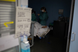  Suben un 21% los hospitalizados por Covid en la &uacute;ltima semana, un 16% en las UCIs y se registran 353 muertos
