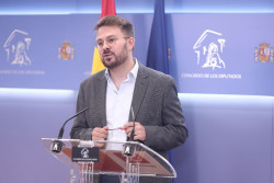 Sumar ve "inasumible" la situaci&oacute;n de Zapatero y reclama a S&aacute;nchez muchas explicaciones sobre el rescate de Plus Ultra