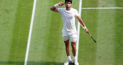 Super Carlitos hace el partidazo y con 20 a&ntilde;os derrota a Djokovic y conquista su primer Wimbledon