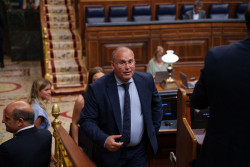 Tellado pone el foco en Aagesen por autorizar el "rescate sospechoso" de Tubos Reunidos al "que se negaba"