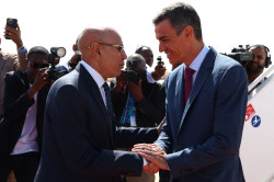 Tercera visita de S&aacute;nchez a Mauritania para nada porque las pateras siguen llegando a miles 