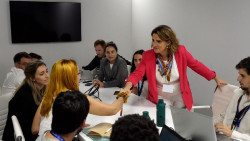 Teresa Ribera ve "imposible" cumplir el Acuerdo de Par&iacute;s sin una fuerte disminuci&oacute;n de los combustibles f&oacute;siles