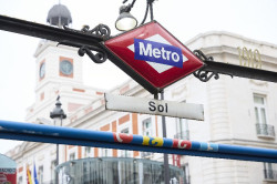 Todas las l&iacute;neas de Metro de Madrid permanecen cortadas por el apag&oacute;n el&eacute;ctrico