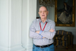 Tomás Marco, compositor: "La música vive en momento variado, sin una corriente prominente, y eso es bueno"