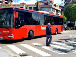 Torrelavega comienza a aplicar la reducción del 50% en los bonos del Torrebus