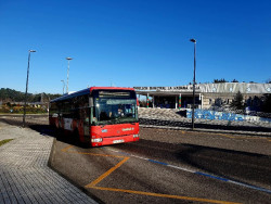 Torrelavega convocará becas de transporte para estudiantes con una partida de 80.000 euros