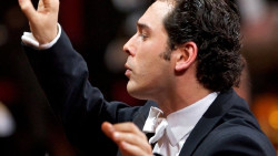Tugan Sokhiev dirigir&aacute; el Concierto de A&ntilde;o Nuevo de 2027 de la Filarm&oacute;nica de Viena