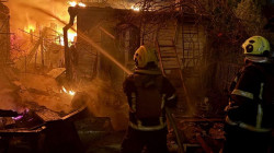 Ucrania denuncia 16 heridos tras una ola de ataques nocturnos de Rusia contra m&uacute;ltiples poblaciones del pa&iacute;s