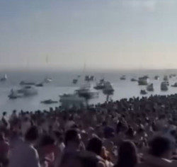 Un alcalde, el de Ribamontán al Mar, tremendista.