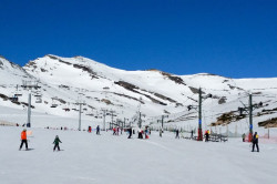 Un docena de pistas abiertas y casi 13 kil&oacute;metros esquiables este jueves en Alto Campoo