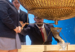 Un quiosco de Gran V&iacute;a se queda con la venta &iacute;ntegra de un quinto premio, el 45.225, y reparte 11,5 millones