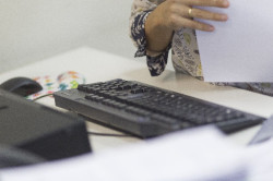 Un total de 1.142 funcionarios participan en el concurso de m&eacute;ritos de la Administraci&oacute;n c&aacute;ntabra