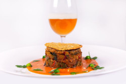 Una guía muestra cómo disfrutar de la gastronomía cántabra con menús saludables