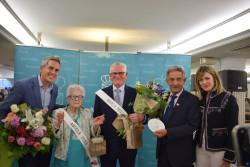 Una vecina de Liencres de 105 años y uno de Zurita de 92, nombrados `Abuela y Abuelo de Piélagos 2023`